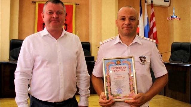 05 07 2021 СОТРУДНИКОВ ГИБДД ПОЗДРАВИЛИ С ПРОФЕССИОНАЛЬНЫМ ПРАЗДНИКОМ смотреть онлайн