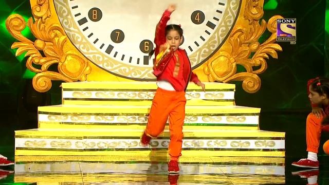 Florina, Tushar और Ditya ने "Vajle Ki Bara" पे किया Perform | Super Dancer 4 | सुपर डांसर 4 смотреть онлайн