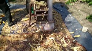 Самодельная молотарка в работе