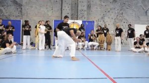 Mestre Paulinho Carioca - Batizado Capoeira Guaiamuns Paris 2016 - Troca de Corda Crua Amarela