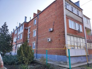 Двушка по цене однушки в самом центре станицы Старовеличковская