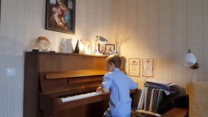 В.А.Моцарт. Рондо (фа мажор). Исп.Олейник Кирилл, 2 кл. ДМШ.им.А.Т.Гречанинова