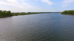 Разлив на реке Ахтуба в районе ПГТ Средняя Ахтуба