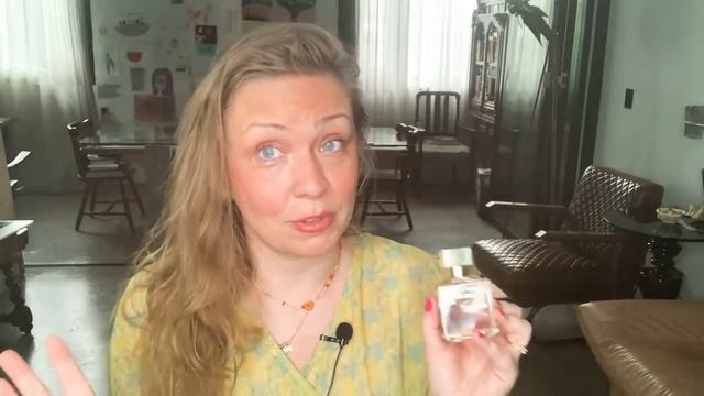 Зимние ароматы, ещё больше согревающих, гурманских и колючих альдегидных. смотреть онлайн