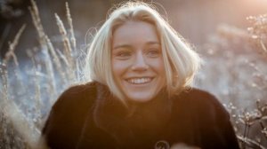 «В нежных объятиях»:Арина Постникова показала совместное фото с красавчиком Алексеем Чадовым