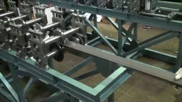 Дубль Профилировочный станок  для производства L- профиля смотреть онлайн