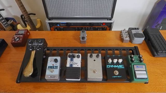 Livewire Signature PB300 Pedalboard Showcase смотреть онлайн
