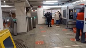 Как пользоваться картой ТРОЙКА в метро.
