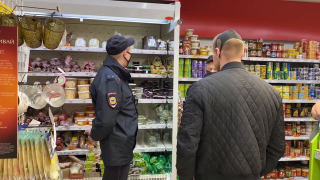 МЕНТ ЗВЕЗДОБОЛ / ПОЙМАЛИ НА ВЫМОГАТЕЛЬСТВЕ / БЫДЛО ПОДЖАЛ ЯЙЦА И ДАЛ ЗАДНЮЮ / МАГНИТ ЧАСТЬ 3 РЕАКЦЫ смотреть онлайн