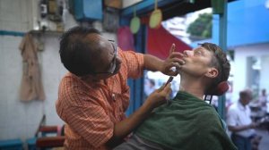 💈 Wet Shave At Colorful Local Neighborhood Street Barber Shop | Yangon Myanmar