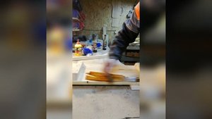 Деревянная полка на ванну своими руками.