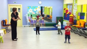 Танец с бубнами