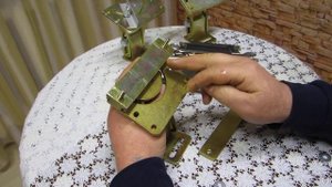 Подручник под наждак для заточки инструмента