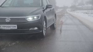 Наблюдаем за тем, как Volkswagen Passat старается "съесть" Toyota Camry.  Получается ли у него?