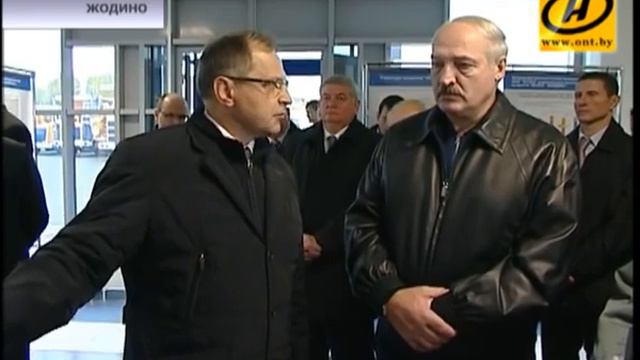 y2mate com Лукашенко лично протестировал новинку БелАЗа самый большой самосвал в мире 480p смотреть онлайн