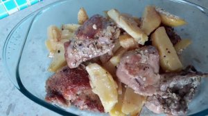 Как живёт, Деревня зимой. Так и живем. Готовлю Сосиски в кларе , Курочка с картошкой в рукаве .