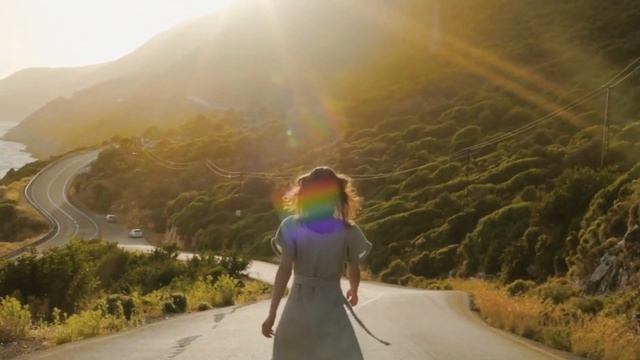 Время людей не лечит...Стихотворение автор Светлана Лабышева. Красивые стихи о любви и жизни.Поэзия смотреть онлайн