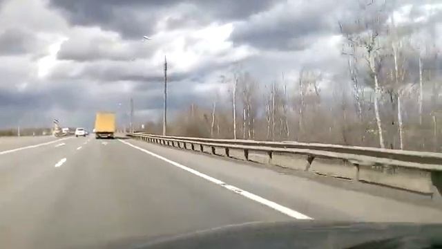 Въезд в Нижний Новгород перекрыт, но нет никаких указателей! смотреть онлайн