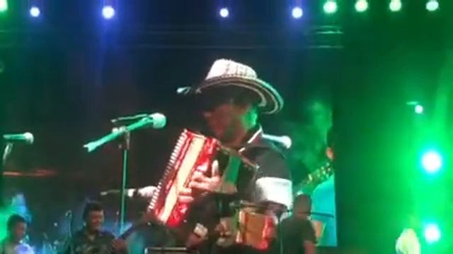 La canción científica de CARMELO TORRES músico y compositor montemariano. смотреть онлайн