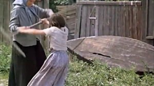 Как родная меня мать провожала...