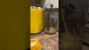 Пробный запуск центробежной соковыжималки Kitfort KT-1144-3