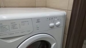 Indesit WISN 82