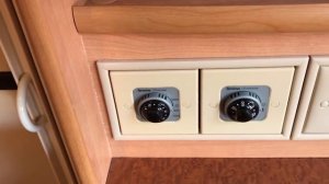 Обзор прицеп дача, прицеп для проживания. Ace Jubilee Ambassador. Трёх местный.