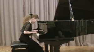Varvara Kutuzova 10 yo Dubna Bach