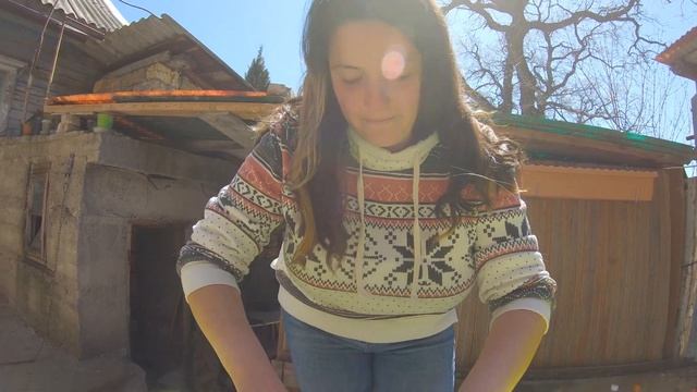 Готовим суп из крапивы на мангале. Зеленый борщ. смотреть онлайн