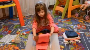 Как научить ребенка складывать вещи? - Лика Хурция ( 4года 4мес)