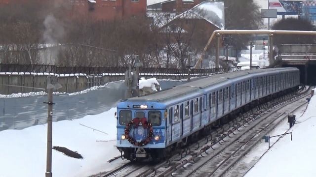 "Новогодний состав Еж3 на ТКЛ" смотреть онлайн