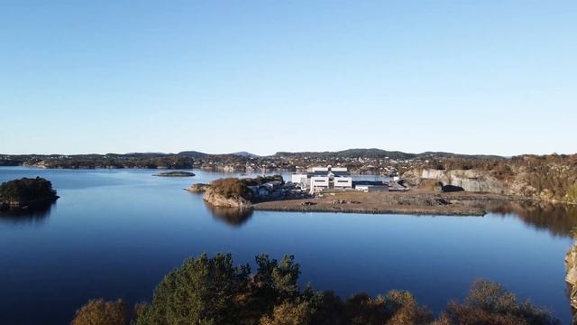 The sun looks amazing during fall ? Dji Mavic Air 2 ? Sony A33 смотреть онлайн