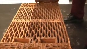 5. Укладка блоков Porotherm Profi на клей от 2 ряда