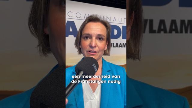 Barbara Pas fileert Bart De Wevers "warrige strategie"