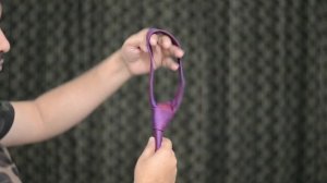 How to tie a tie (in 20 seconds) - The Universal Knot - Magical Way