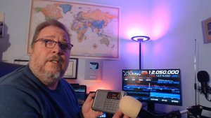 Example of noise levels MLA 30 loop antenna VS Half Wave End fed antenna low frequencies shortwave