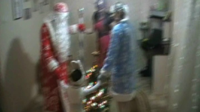 Дед Мороз и Снегурочка на дом. смотреть онлайн