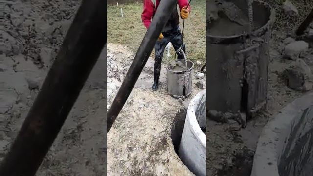 копка колодца,делаем воду в плавуне,работаем в любое время года смотреть онлайн