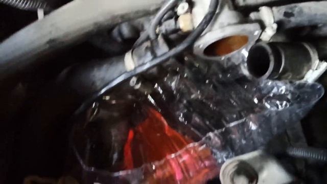 Замена термостата на Приоре. Проверка нового и старого термостата на температуру открывания. смотреть онлайн