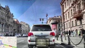 Гагауз едет по Невскому проспекту