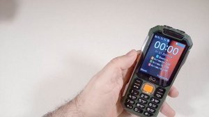 BQ Tank Quattro - 4 sim карты в удобном корпусе