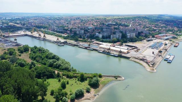 Устието на река Лом в Дунав до едноименният град - Lom in Danube смотреть онлайн