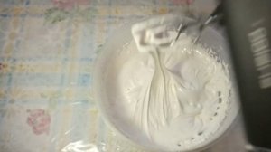Белая помадка, для кулечей, кексов,рогаликов булочек.