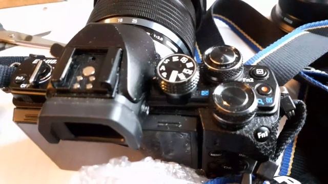 Short discussion of Olympus OMD EM5 Mark iii vs EM10 Mark ii and OM5 and importance of camera shops смотреть онлайн