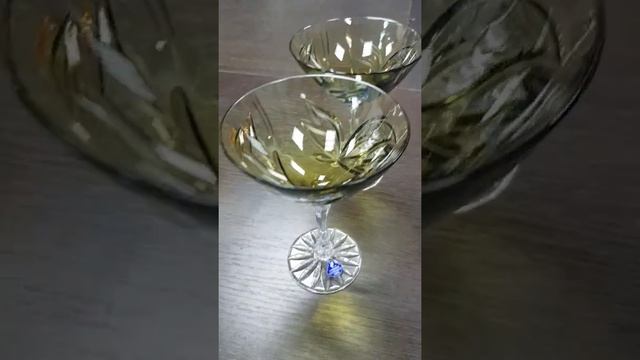 Хрустальный набор из 2 бокалов/мартини (болотный)