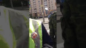 Инспектор ДПС отказывается назвать закон на основании которого требует документы