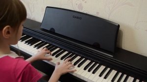 Гамма До Мажор + расходящаяся + аккорды + арпеджио (1 класс, фортепиано)