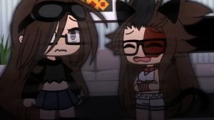 ~Мама, почему люди так жестоки ко мне?!