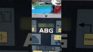 Ремонт задних (боковых) пультов с асфальтоукладчика Volvo Titan. Просто перестал работать, но.....