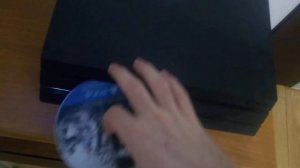 НЕ ЧИТАЕТ ДИСКИ PS4PRO. ПОМОГИТЕ!!!